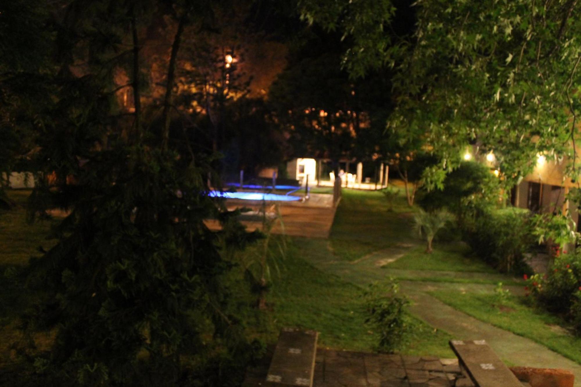 Hotel La Ballena 蓬塔巴雷纳 外观 照片