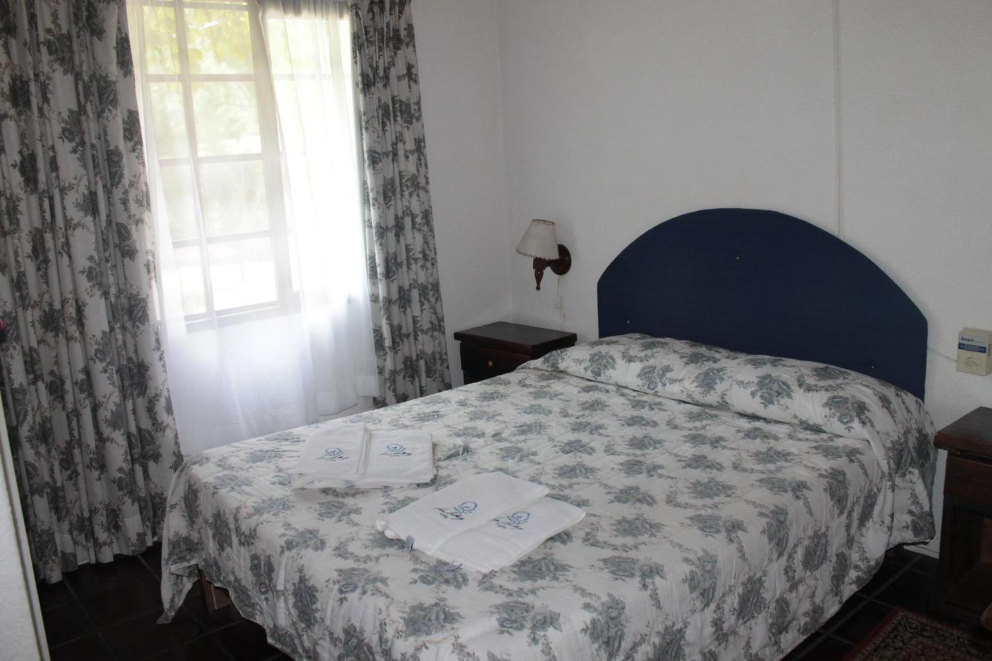 Hotel La Ballena 蓬塔巴雷纳 外观 照片