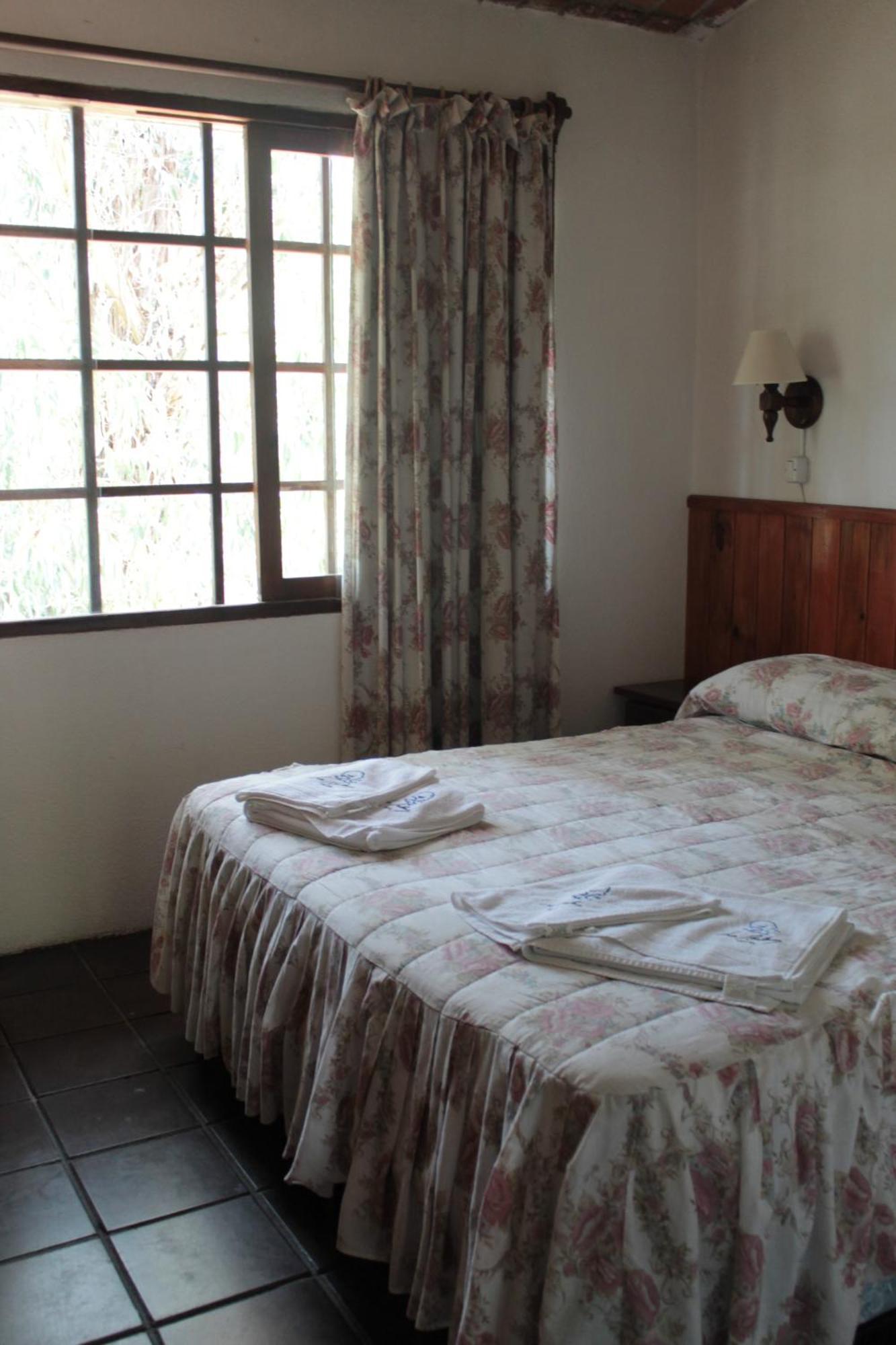 Hotel La Ballena 蓬塔巴雷纳 外观 照片